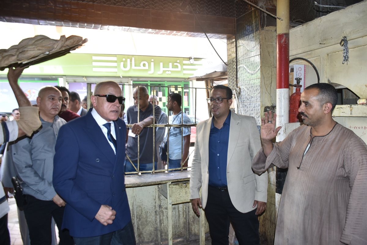 محافظ الأقصر يفتتح سوق اليوم الواحد&nbsp;