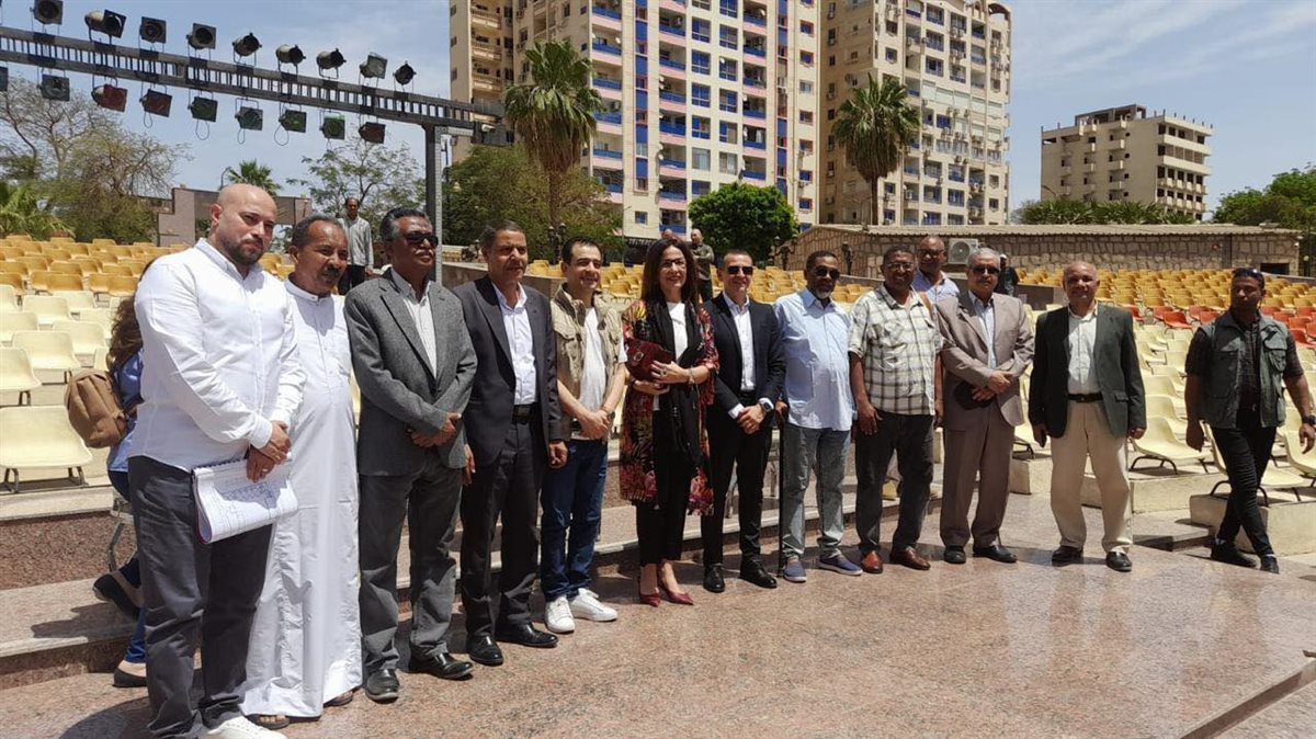 لقطات من جولة وزيرة الثقافة في أسوان