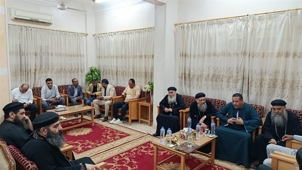 محافظ الأقصر يزور كنيسة الشهيد مارجرجس بأرمنت&nbsp;