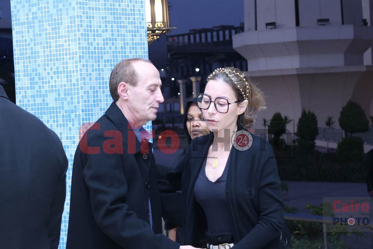 منة شلبي تصل مسجد المشير طنطاوي