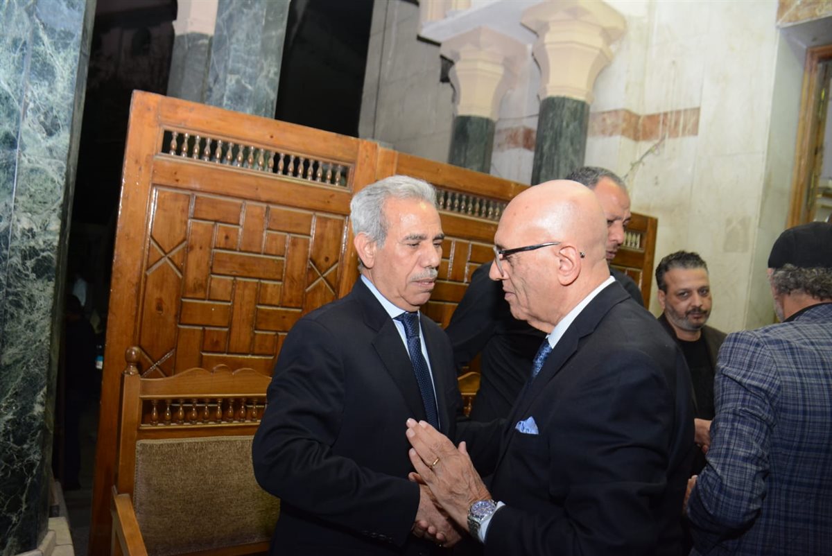 محمد سلماوي يؤدي واجب العزاء&nbsp;