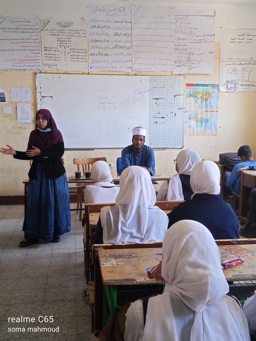 ندوات توعوية مكثفة بالمدارس