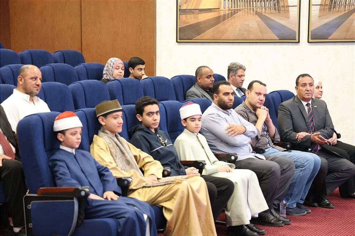 &nbsp;المتفوقين المشاركين في برنامج دولة التلاوة