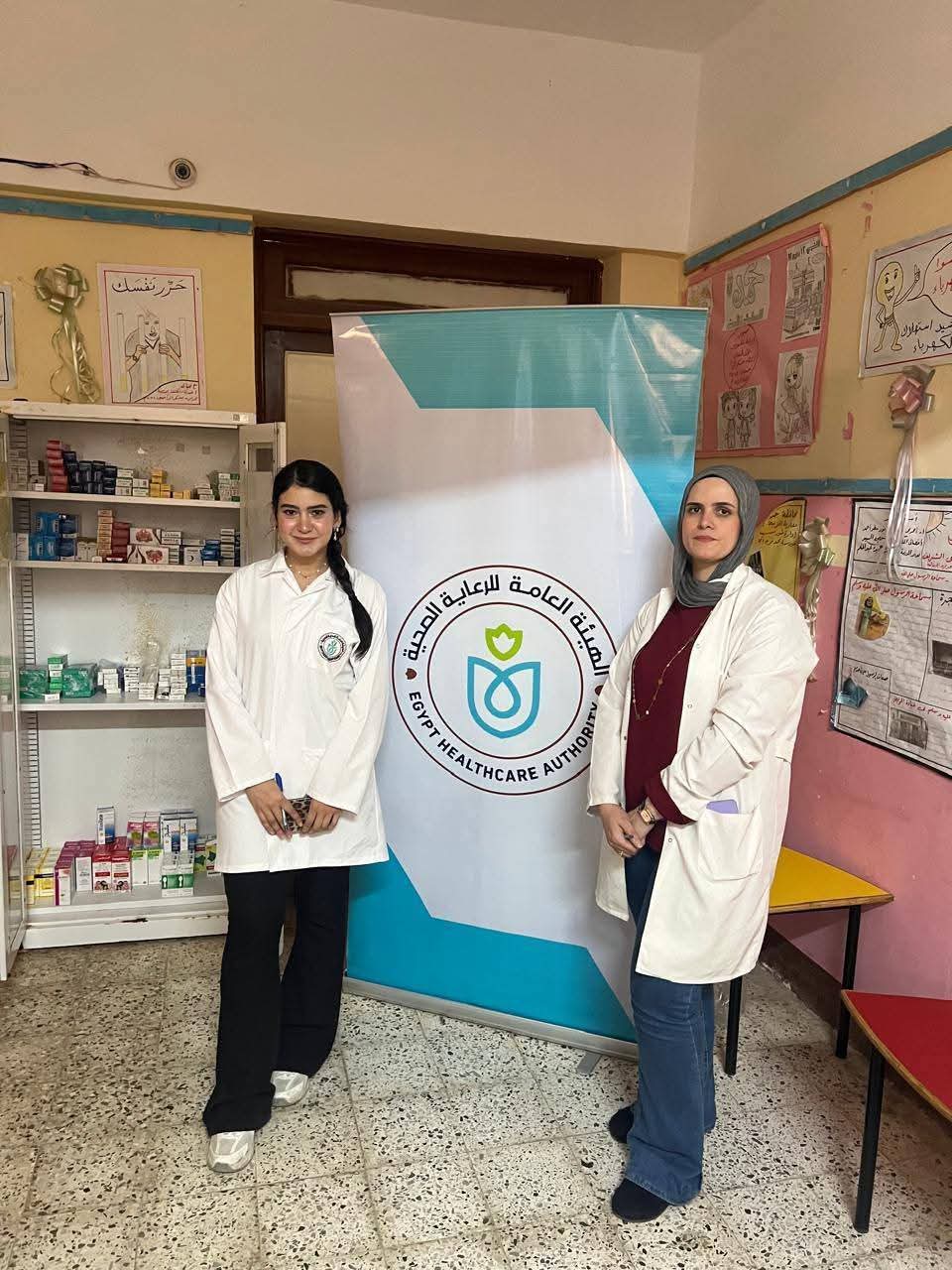 مدير الرعاية الصحية يتفقد القافلة المجانية بالطور