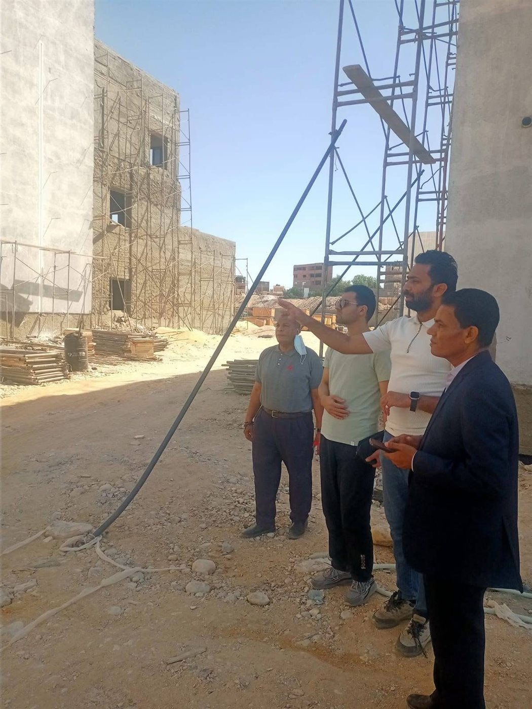 وكيل صحة الأقصر يتابع انشاء مستشفى القرنة&nbsp;