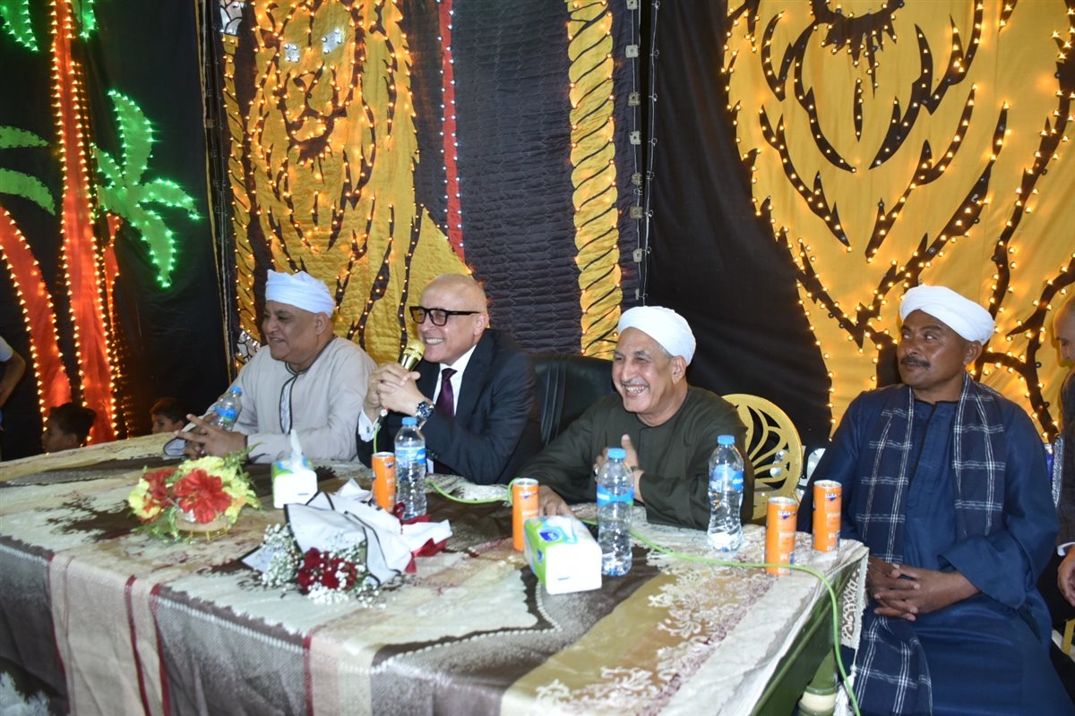 لقاء جماهيري لمحافظ الأقصر بأهالي قرية الرياينة&nbsp;