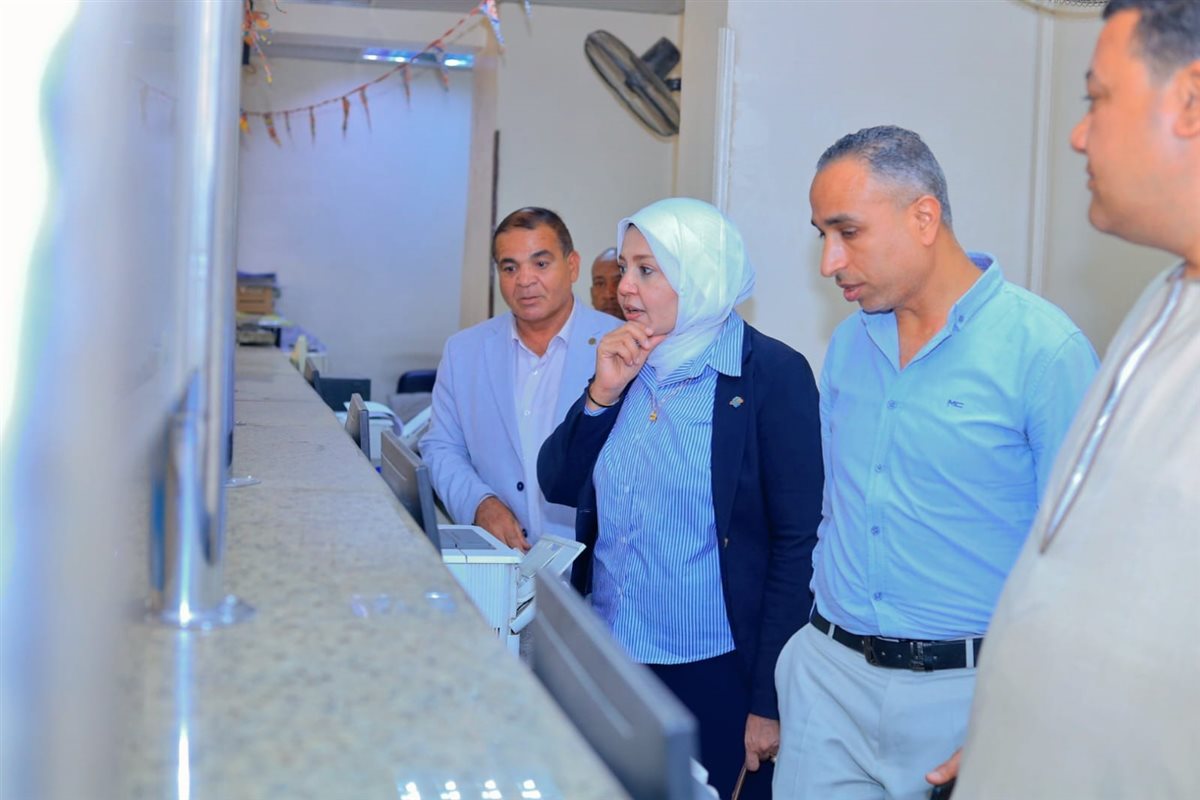 افتتاح 4 مقرات جديدة لتجديد بطاقات التأمين الصحي الشامل في إسنا لتخفيف الزحام