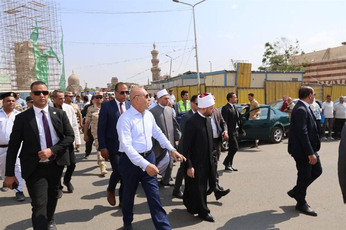 وزير الأوقاف ومحافظ القاهرة يتابعان أعمال الترميم لعددٍ من المساجد&nbsp;