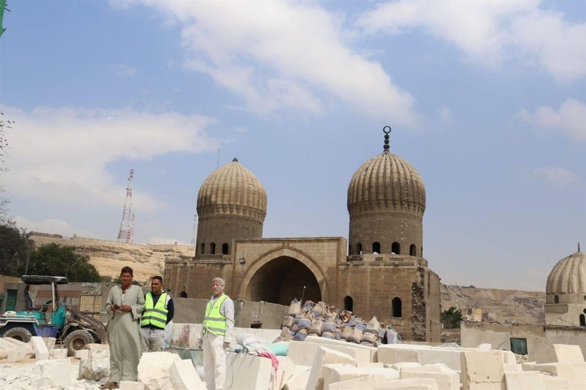 وزير الأوقاف ومحافظ القاهرة يتابعان أعمال الترميم لعددٍ من المساجد&nbsp;