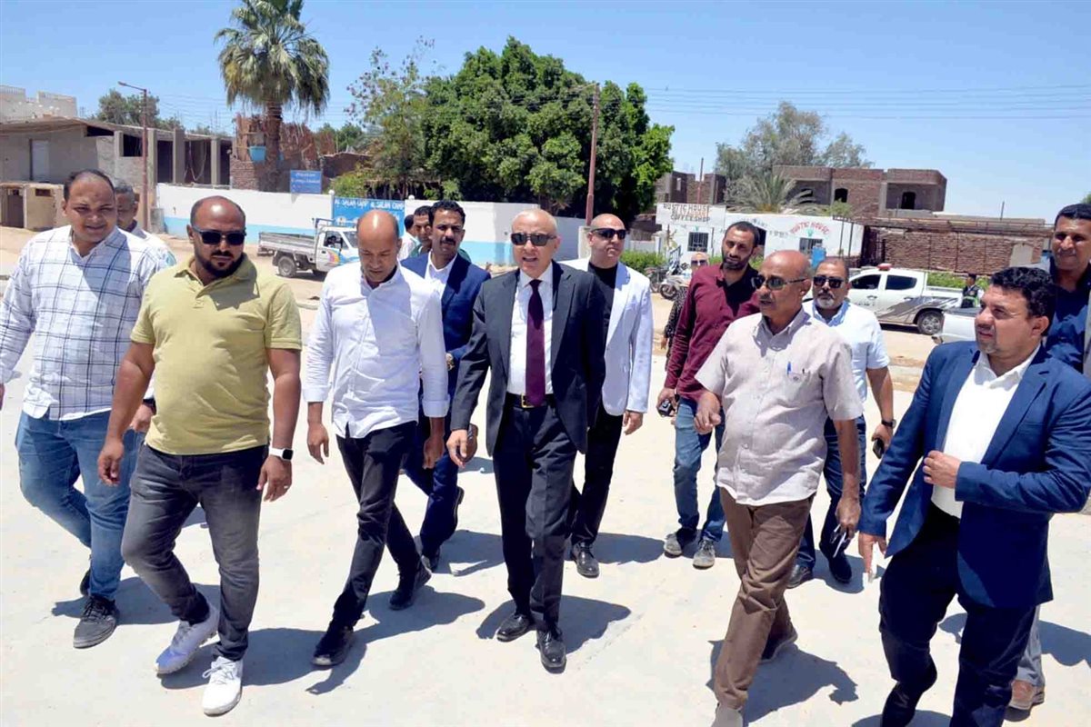 جولة محافظ الأقصر بالقرنة