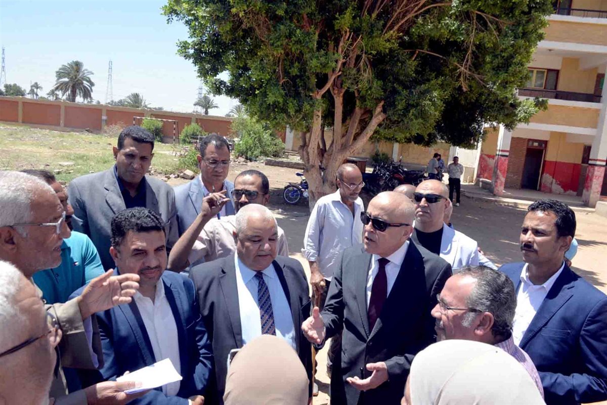 جولة محافظ الأقصر بالقرنة