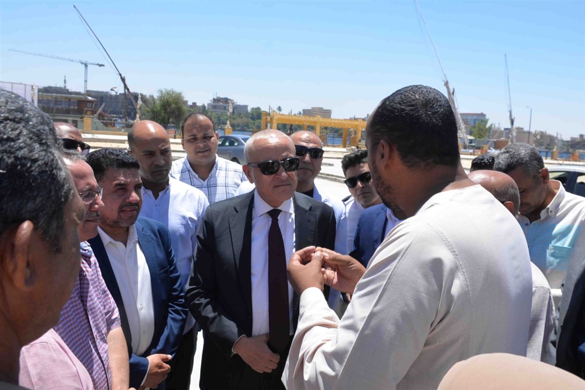 جولة محافظ الأقصر بالقرنة