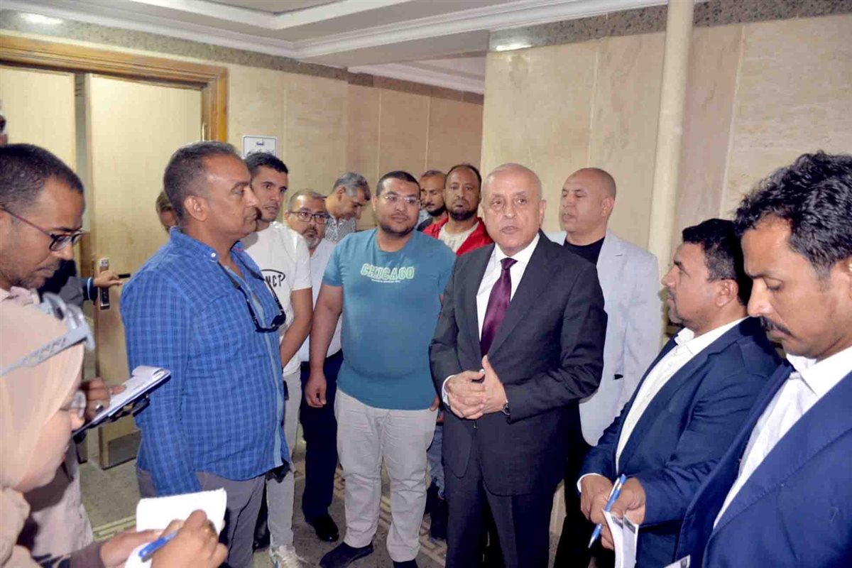 جولة محافظ الأقصر بالقرنة