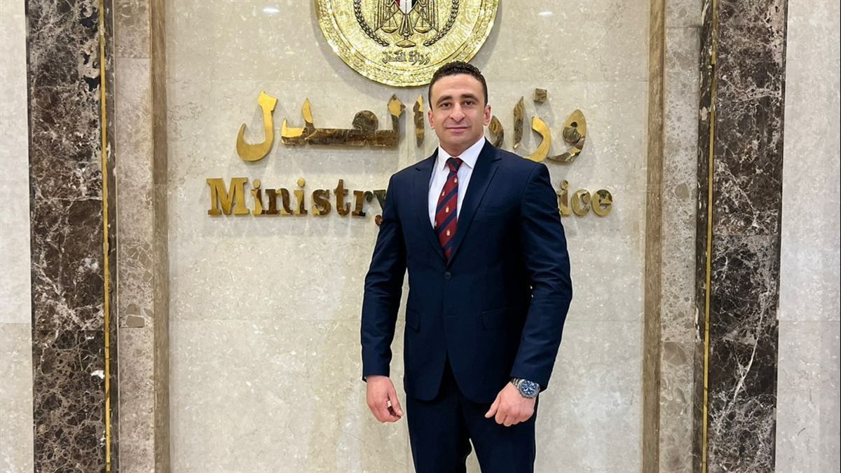 محمد حجازي محامي دنيا فؤاد وزوجها