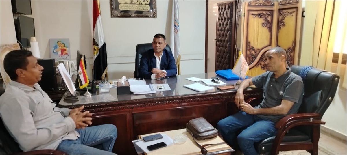 اجتماع رئيس مركز ومدينة أرمنت&nbsp;