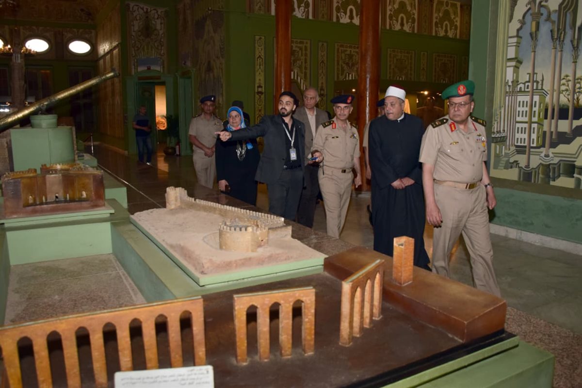 &nbsp; القوات المسلحة تشارك فى فعاليات ملتقى الأزهر الخامس للثقافة والابداع