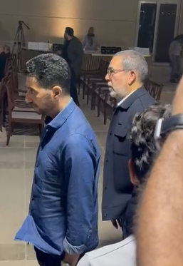 تامر حسني وأنغام وتامر عاشور.. نجوم الغناء يقدمون واجب العزاء في هاني شاكر