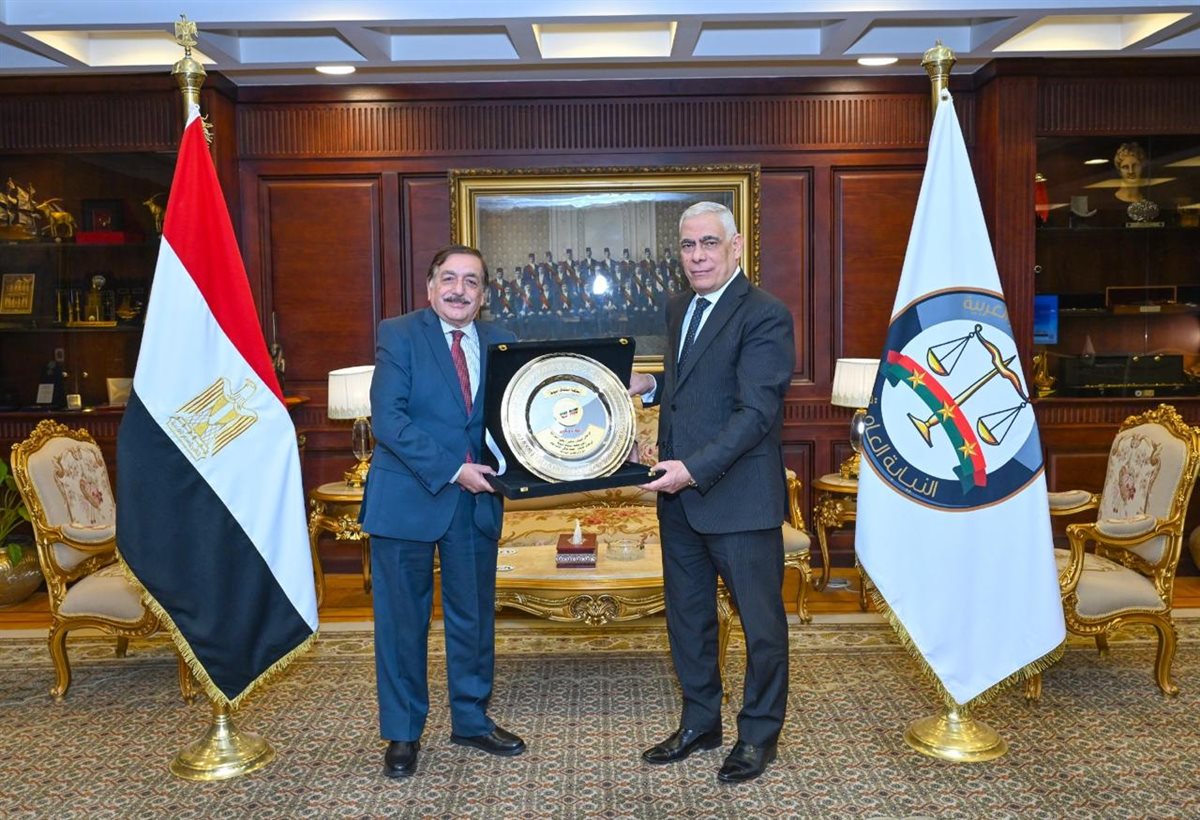 النائب العام يستقبل رئيس محكمة استئناف أسيوط&nbsp;