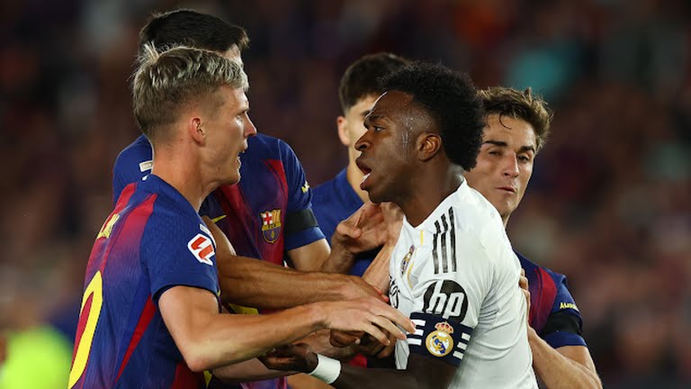 <strong>مباراة ريال مدريد وبرشلونة في الدوري الإسباني</strong>