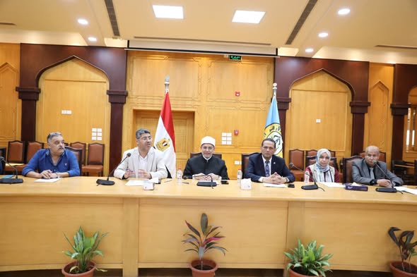 مجلس شئون التعليم بجامعة الأزهر يناقش سير العملية الامتحانية