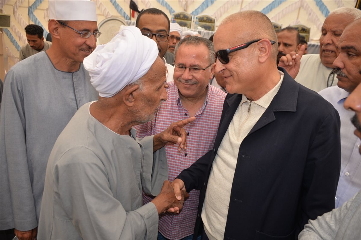 مؤتمر شعبي لمحافظ الأقصر بإسنا&nbsp;