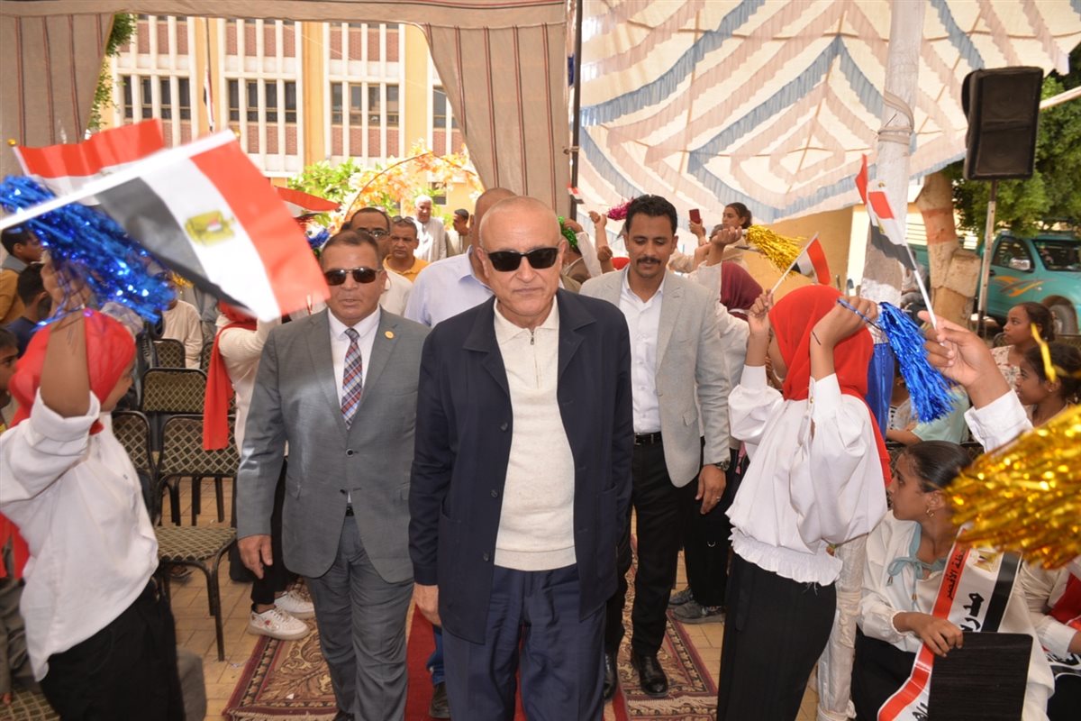 مؤتمر شعبي لمحافظ الأقصر بإسنا&nbsp;