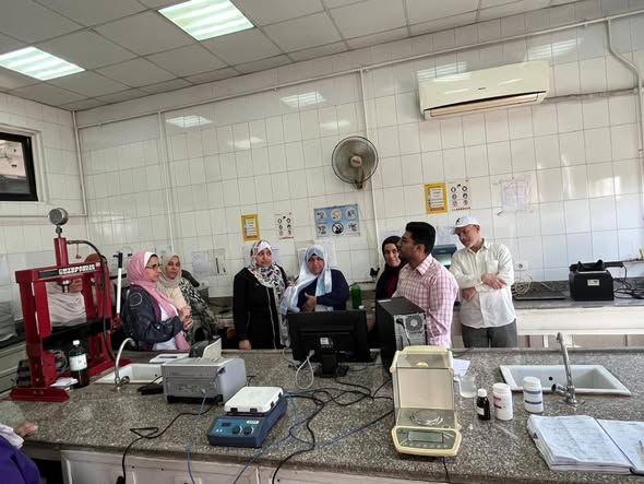 كلية الصيدلة بنات جامعة الأزهر&nbsp;