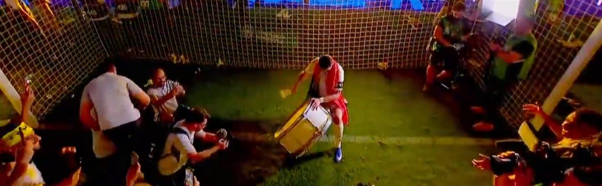 صور من احتفال كريستيانو رونالدو بلقب الدوري السعودي مع نادي النصر (5)
