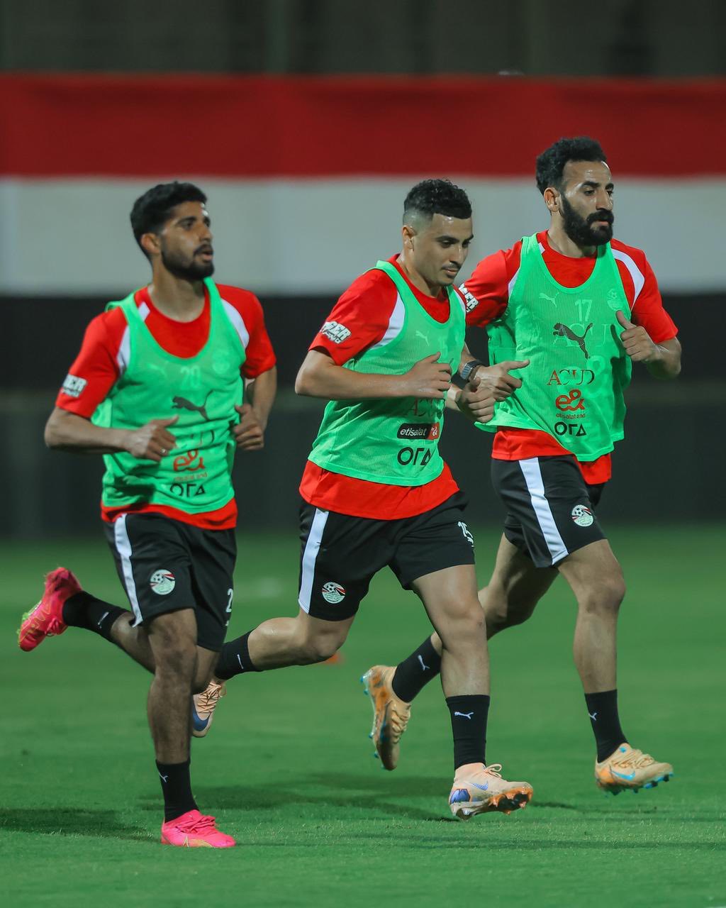 منتخب مصر يواصل استعداداته لودية روسيا بمشاركة ربيعة