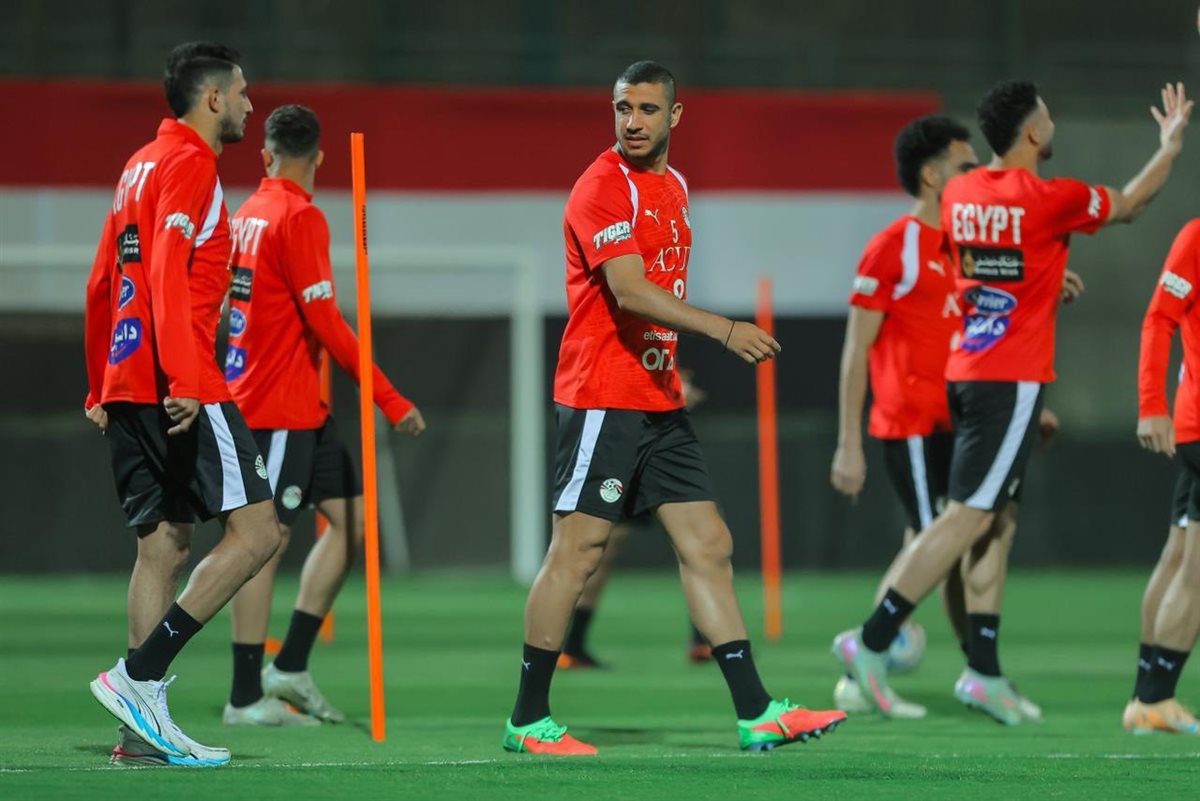 منتخب مصر يواصل استعداداته لودية روسيا بمشاركة ربيعة