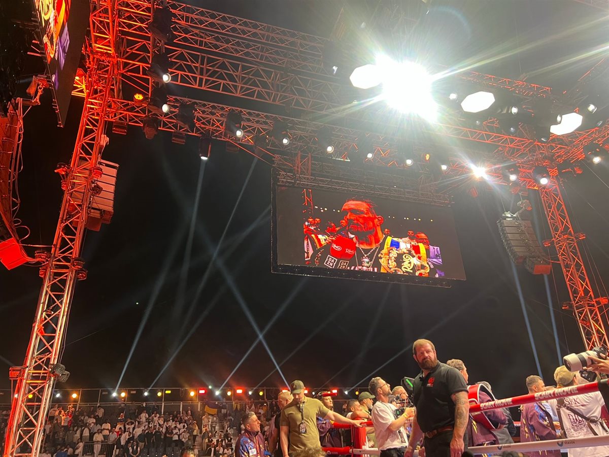 <span style=