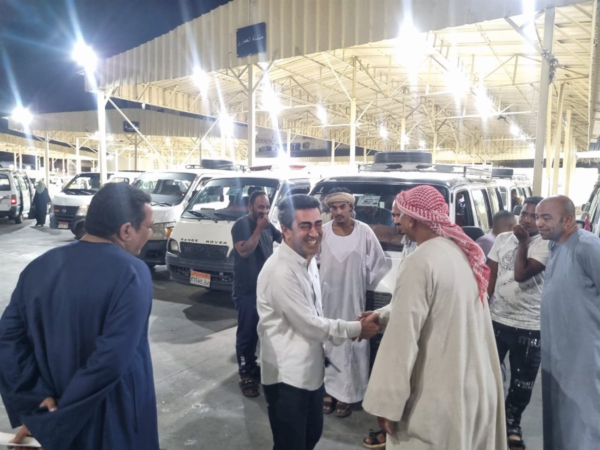 انتظام حركة المواقف في العيد بالأقصر&nbsp;