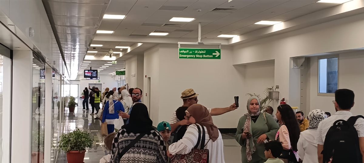 إقبال كبير على مونوريل شرق النيل