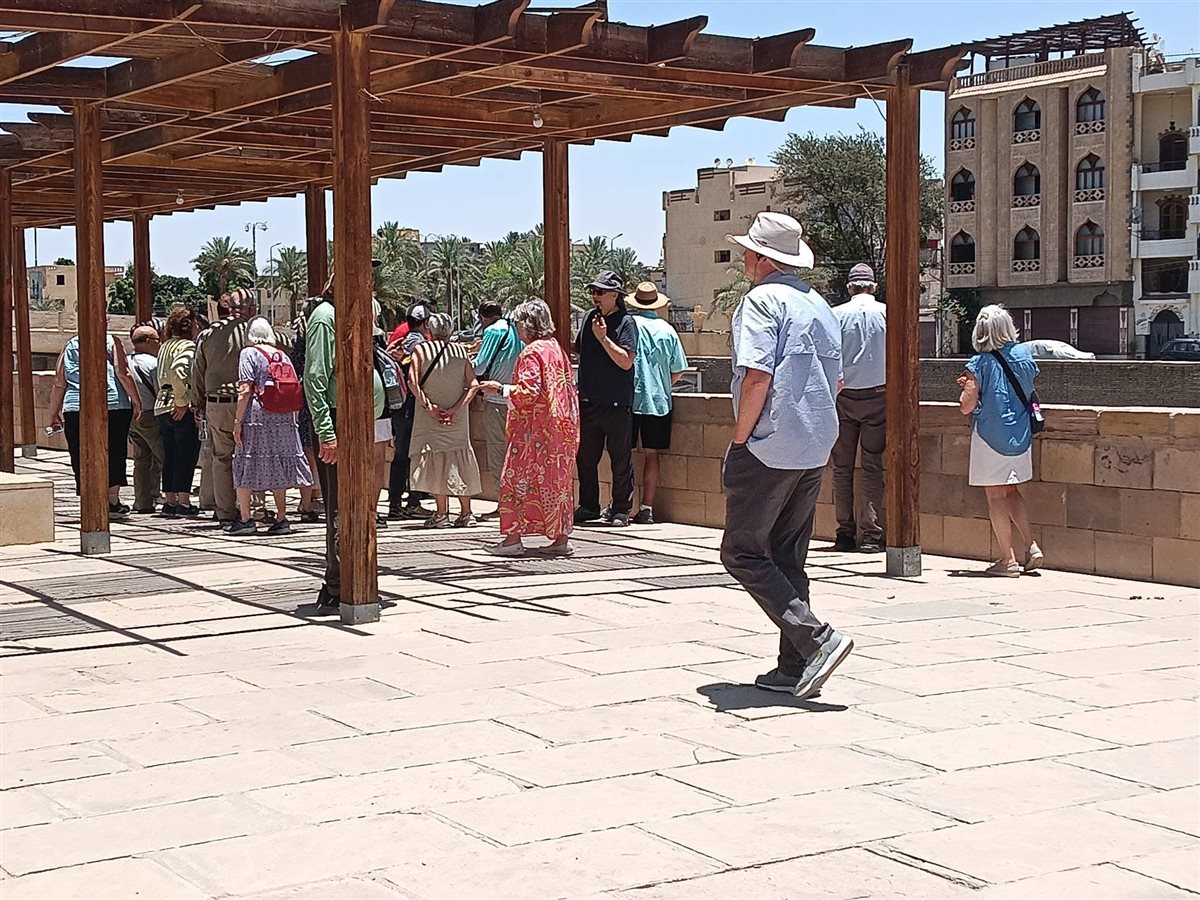 مكتبة مصر العامة بالأقصر&nbsp;