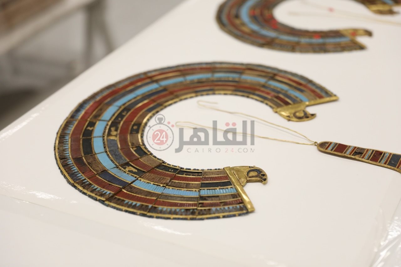 قلادة 2