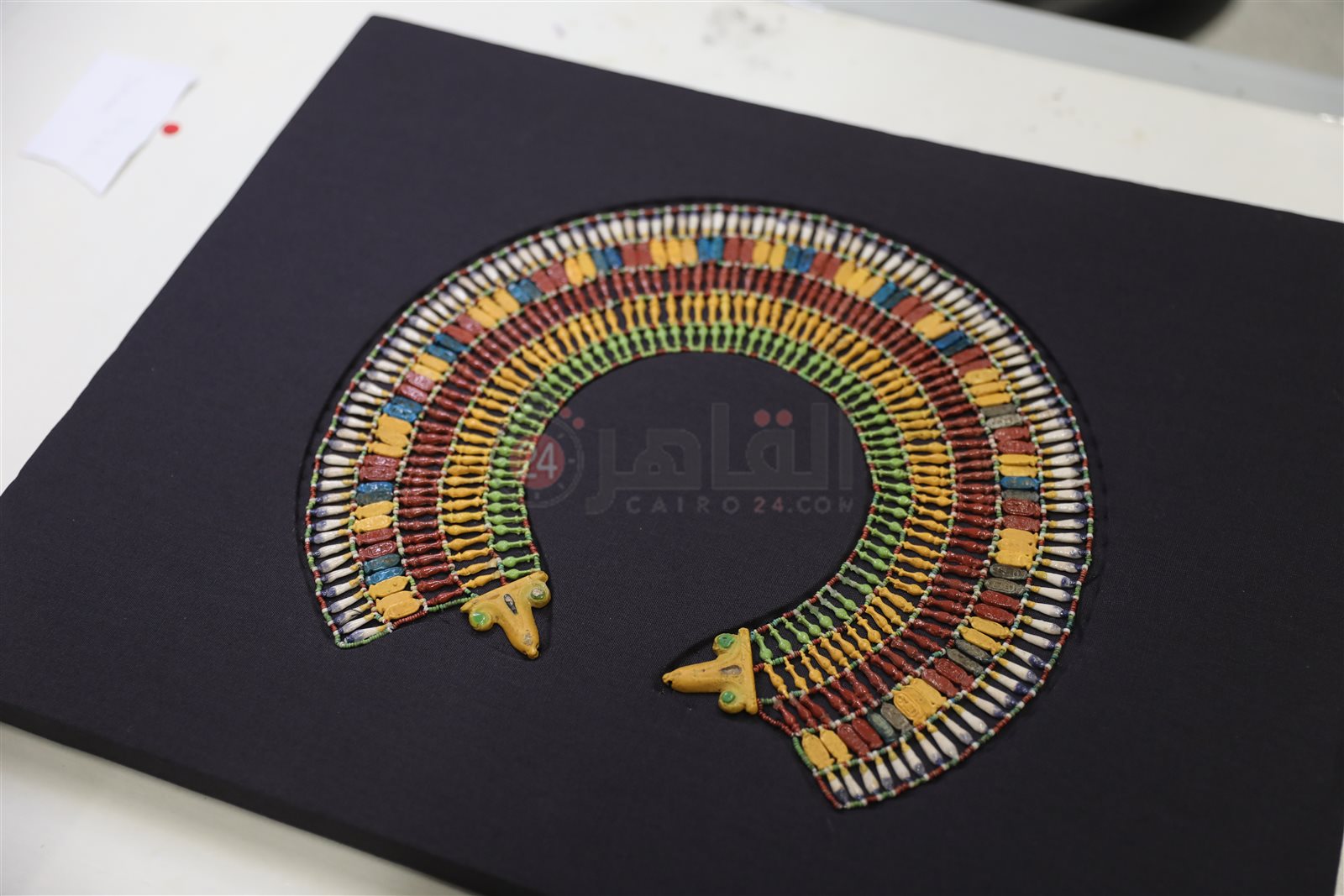 قلادة 2