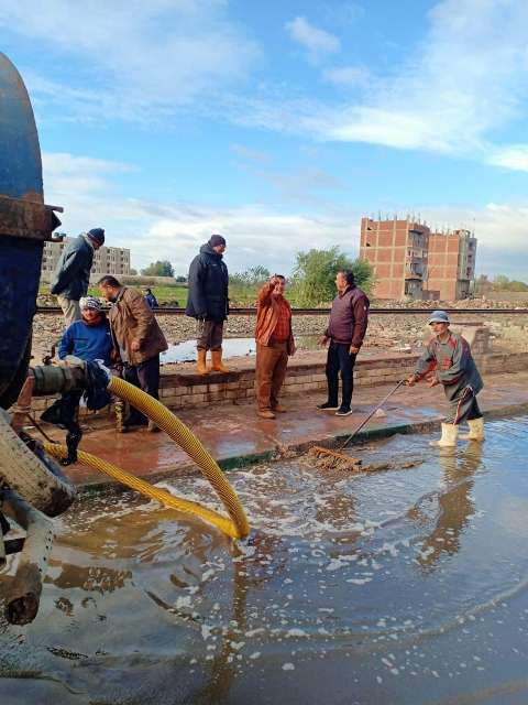كسح مياه الأمطار بالشرقية