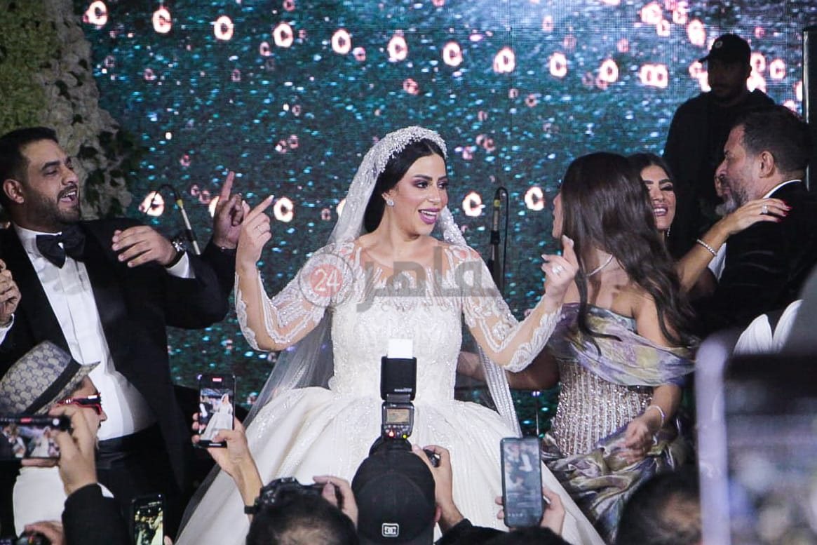 تامر حسني يحيي حفل زفاف ابنة ماجد المصري (14)