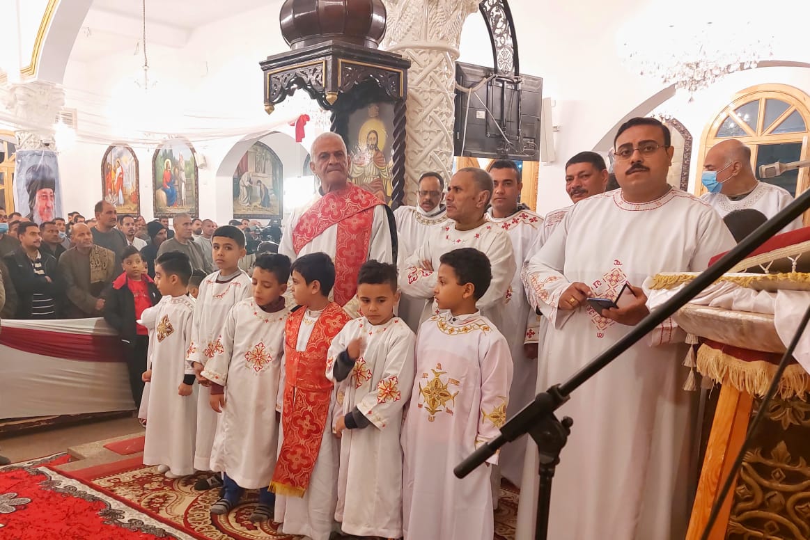  احتفالات أقباط الأقصر بعيد الميلاد المجيد بكنيسة&nbsp;العذراء مريم
