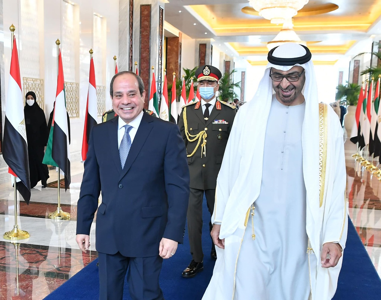 السيسي مع ولي عهد أبو ظبي