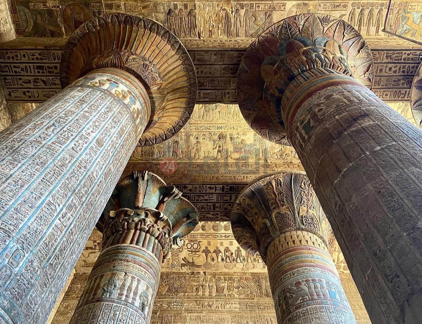 معبد إسنا 5