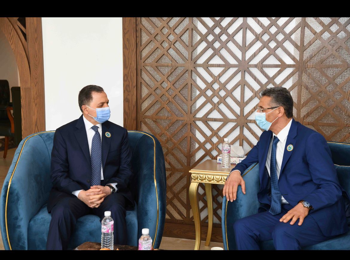 وزير الداخلية مع نظيرة التونسي