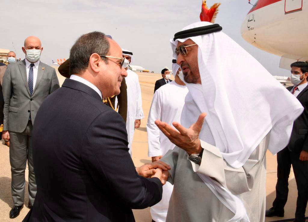 السيسي يستقبل ولي عهد أبو ظبي (3)