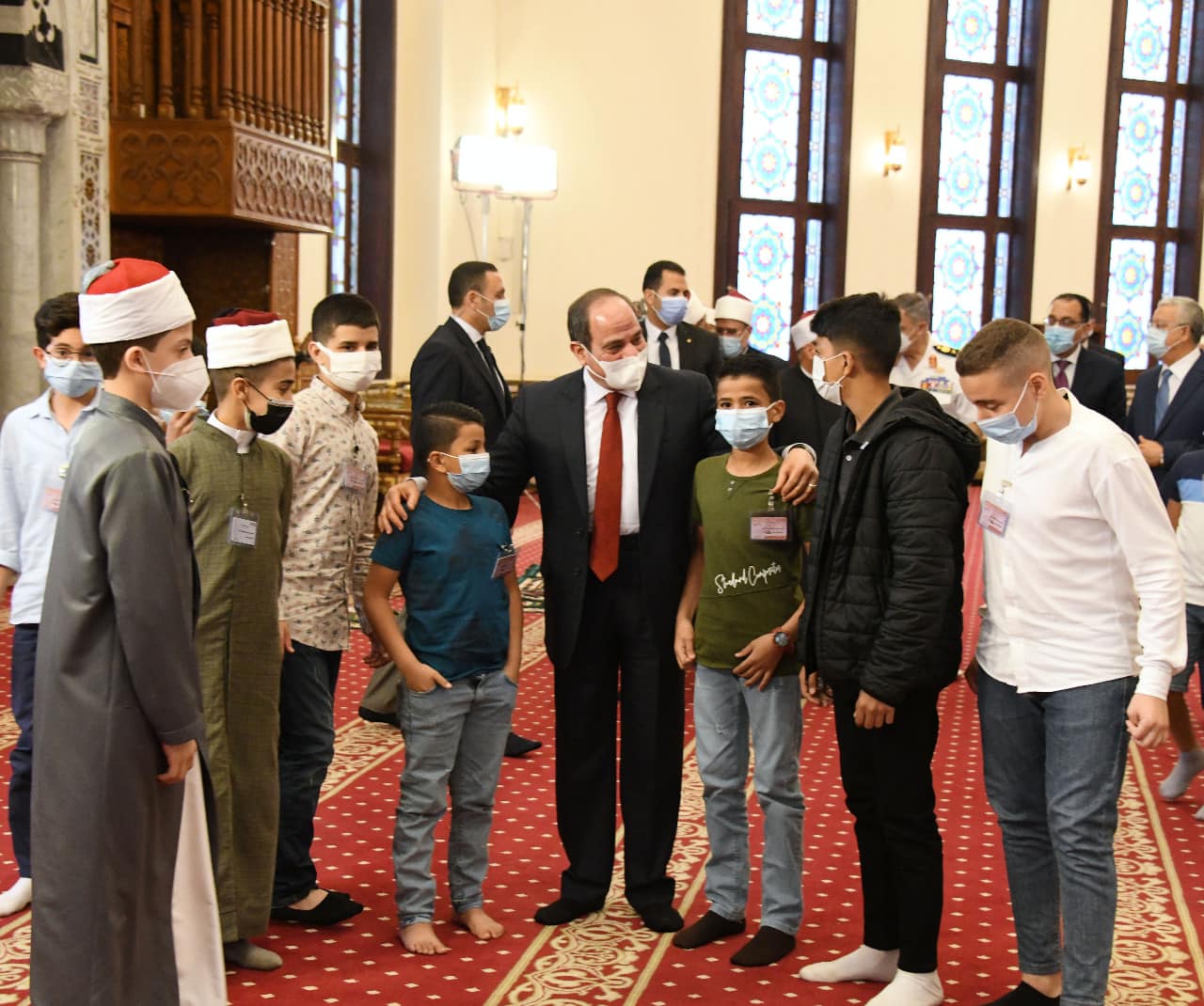 السيسي يؤدي صلاة العيد بمسجد المشير طنطاوي