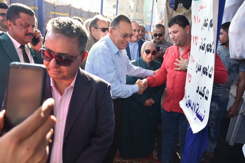 محال بيع اللحوم بمعرض أهلا مدارس بالشرقية 02