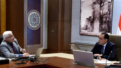 رئيس الوزراء يتابع خطة تطوير التأمين الاجتماعي لإنهاء التعامل الورقي مع 23 مليون مواطن