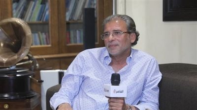 خالد يوسف: مش بحب مصطلح الفيلم التجاري لأنه بيستخدم أي تيمة مسفة علشان ينجح
