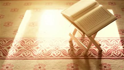 آيات الشفاء للمريض من القرآن.. احرص على قراءة خواتيم سورة البقرة والمعوذات 