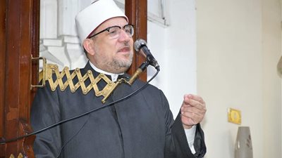 اعتماد 4 خطباء على بند التحسين مع إقامة الشعائر بنظام المكافأة