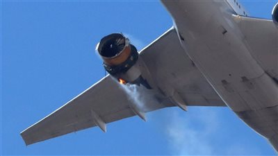 بعد اشتعال محركها.. تفاصيل هبوط اضطراري لـ طائرة بريطانية بمطار الغردقة الدولي | بث مباشر